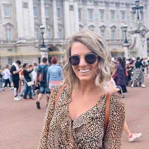 Meet your Posher, Ari